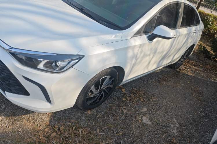 Used BAIC Beijing U5 PLUS 2021 1.5L CVT Luxury Edition Exterior 3