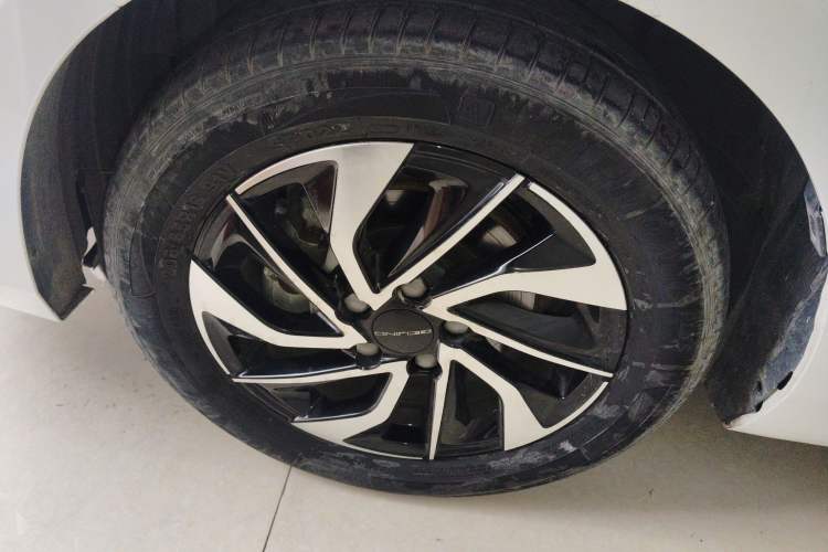 Used BAIC Beijing U5 PLUS 2021 1.5L CVT Luxury Edition Exterior 4