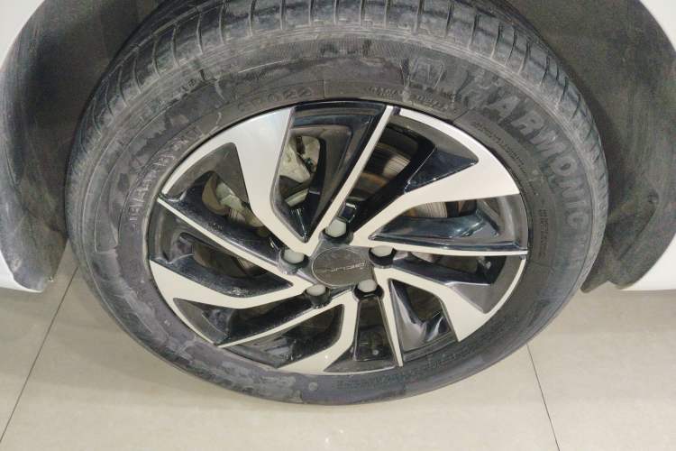 Used BAIC Beijing U5 PLUS 2021 1.5L CVT Luxury Edition Exterior 5