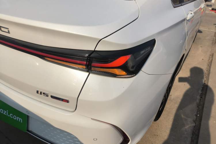 Used BAIC Beijing U5 PLUS 2021 1.5L CVT Luxury Edition Exterior 6