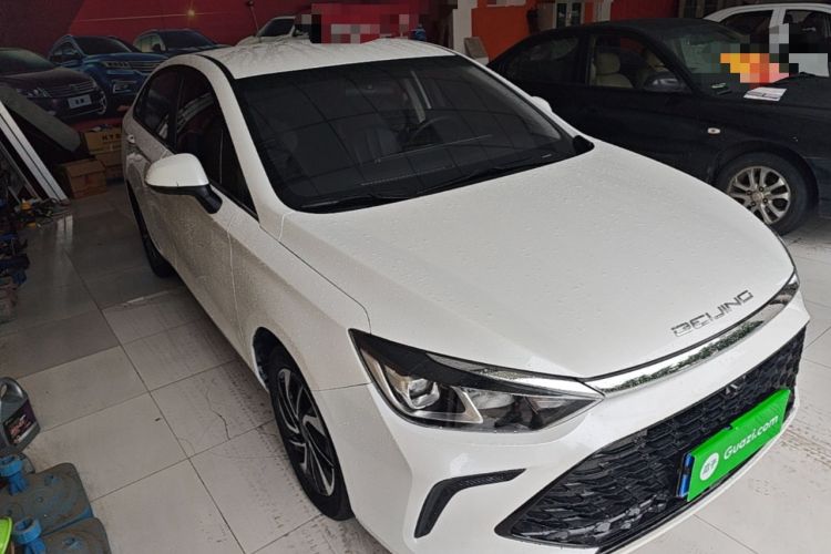Used BAIC Beijing U5 PLUS 2021 1.5L CVT Luxury Edition Front Right 45 Deg