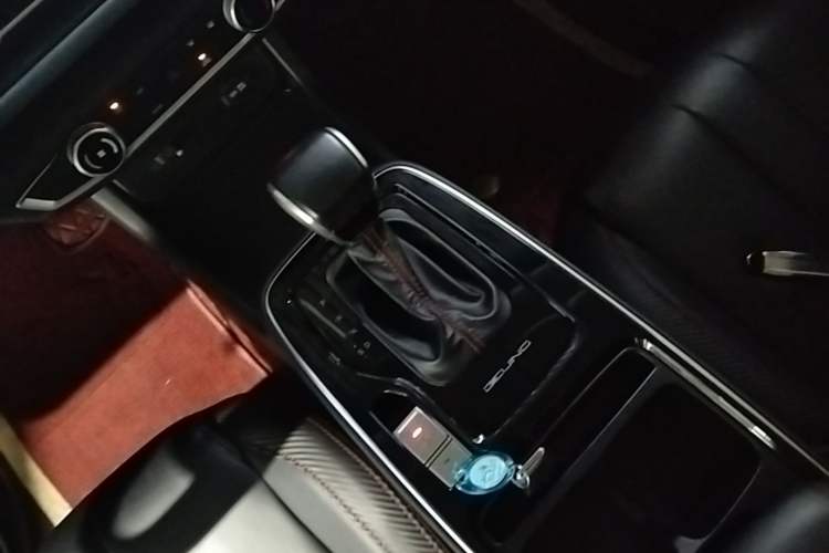 Used BAIC Beijing U5 PLUS 2021 1.5L CVT Luxury Edition Gear Lever