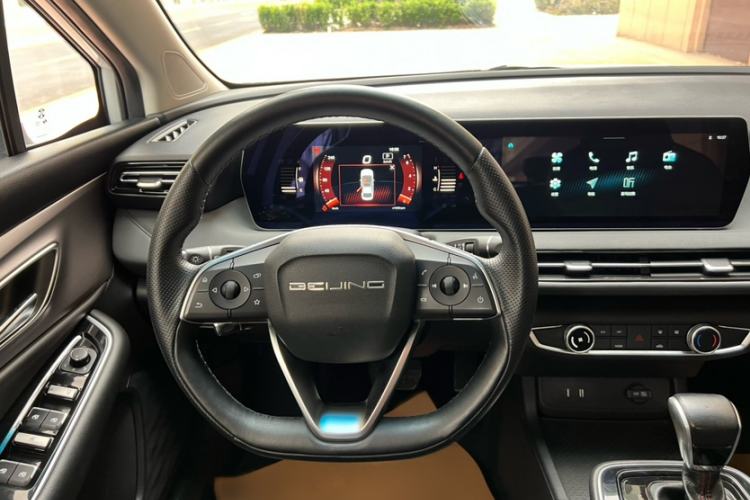 Used BAIC Beijing U5 PLUS 2021 1.5L CVT Luxury Edition Interior 3