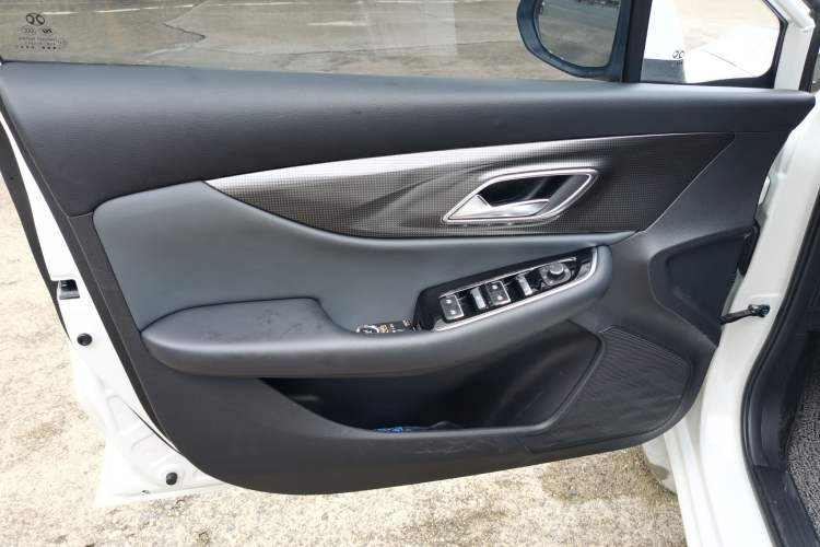 Used BAIC Beijing U5 PLUS 2021 1.5L Manual Prestige Edition Left Front Door Interior