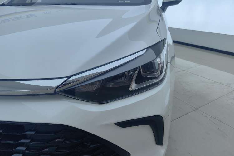 Used BAIC Beijing U5 PLUS 2021 1.5L CVT Luxury Edition Left Front Headlight