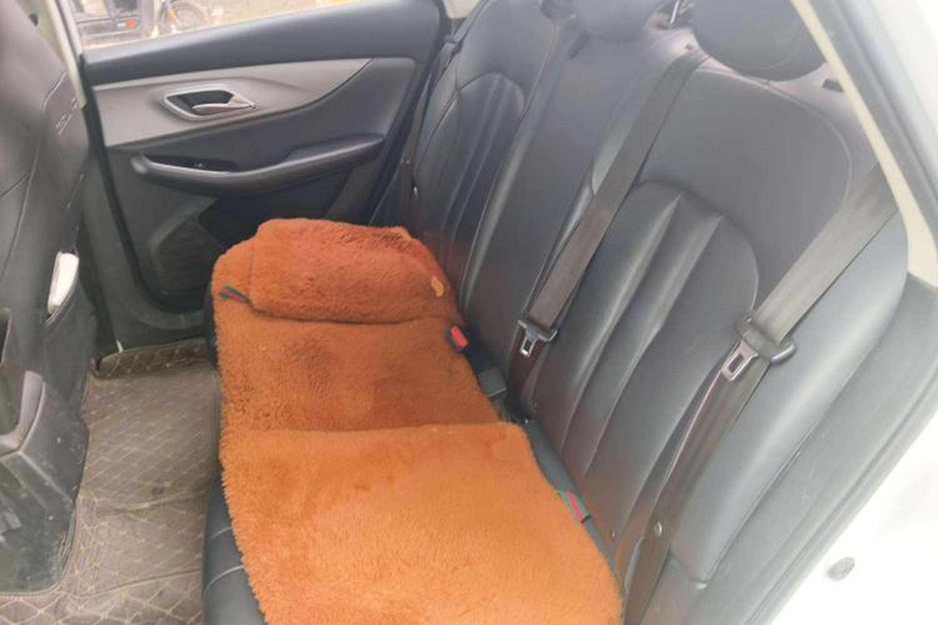 Used BAIC Beijing U5 PLUS 2021 1.5L Manual Luxury Edition Left Rear Seat