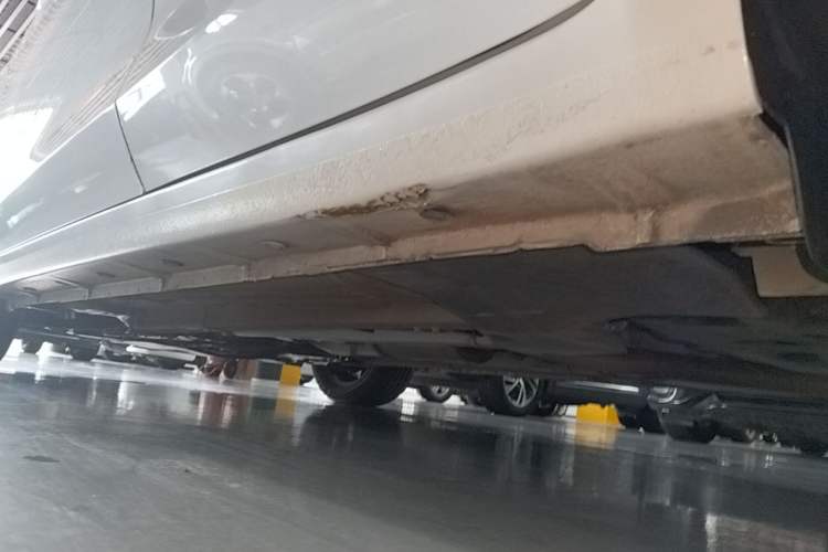 Used BAIC Beijing U5 PLUS 2021 1.5L CVT Luxury Edition Left Side Sill