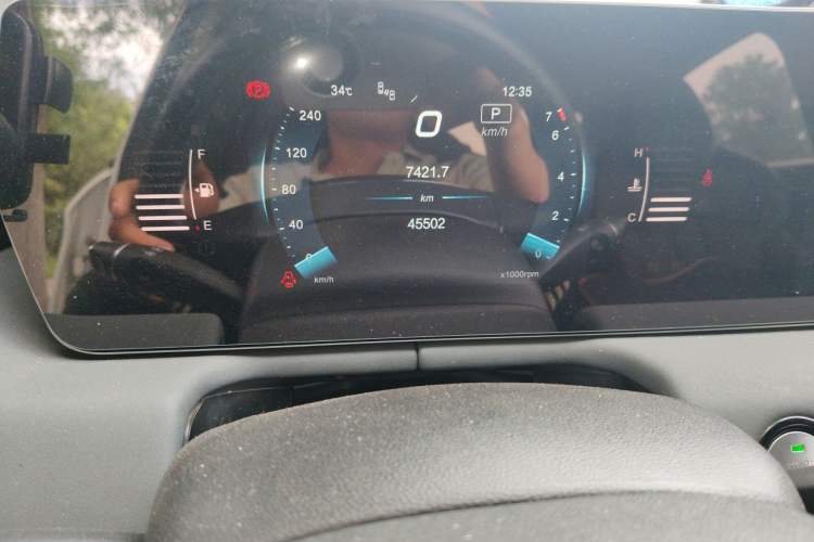 Used BAIC Beijing U5 PLUS 2021 1.5T CVT Prestige Edition Odometer Close Up