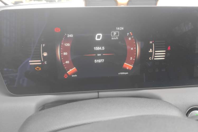 Used BAIC Beijing U5 PLUS 2021 1.5L CVT Luxury Edition Odometer Close Up
