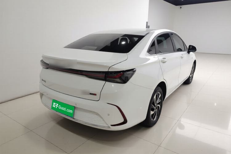 Used BAIC Beijing U5 PLUS 2021 1.5L CVT Luxury Edition Rear Right 45 Deg