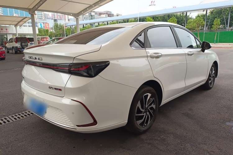 Used BAIC Beijing U5 PLUS 2021 1.5L CVT Luxury Edition Rear Right 45 Deg