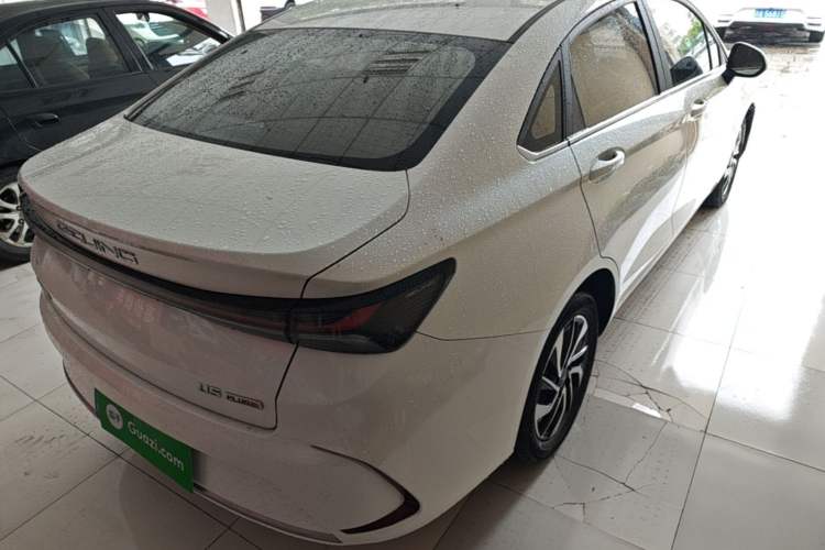 Used BAIC Beijing U5 PLUS 2021 1.5L CVT Luxury Edition Rear Right 45 Deg