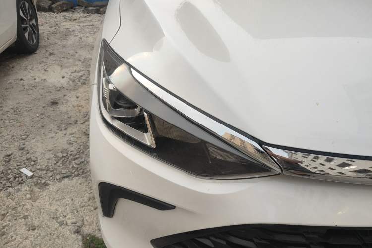 Used BAIC Beijing U5 PLUS 2021 1.5L CVT Luxury Edition Right Front Headlight