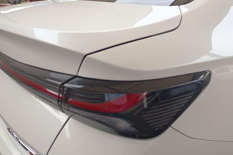 Used BAIC Beijing U5 PLUS 2021 1.5L CVT Luxury Edition Right Rear Taillight
