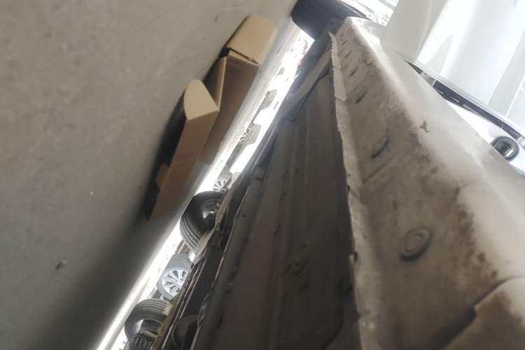 Used BAIC Beijing U5 PLUS 2021 1.5L Manual Luxury Edition Right Side Sill