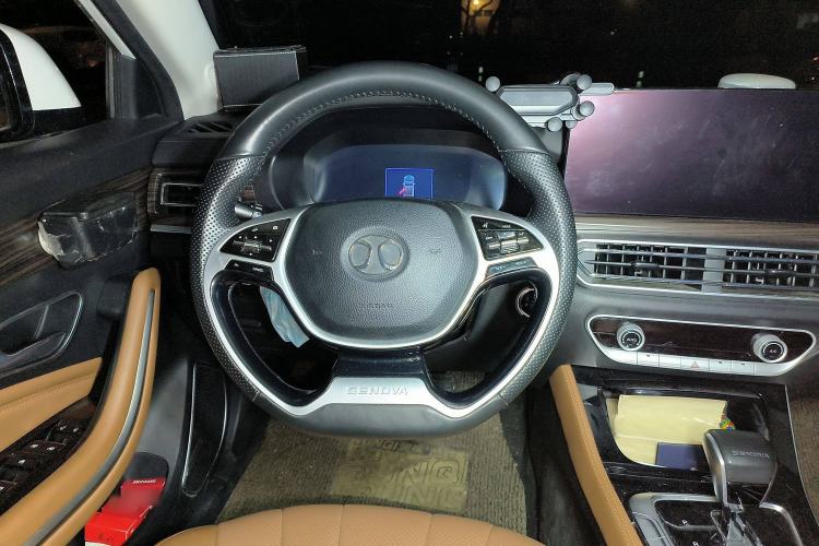 Used BAIC Beijing U7 2019 1.5T CVT New Smart Version China VI Emission Standard Steering Wheel