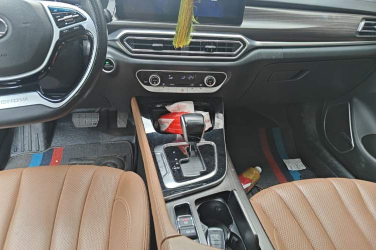 Used BAIC Beijing U7 2019 1.5T CVT New Smart Version China V Audio And AC Panel