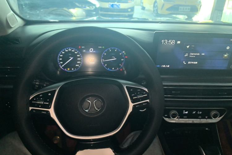 Used BAIC Beijing U7 2019 1.5T CVT New Smart Version China V Center Console