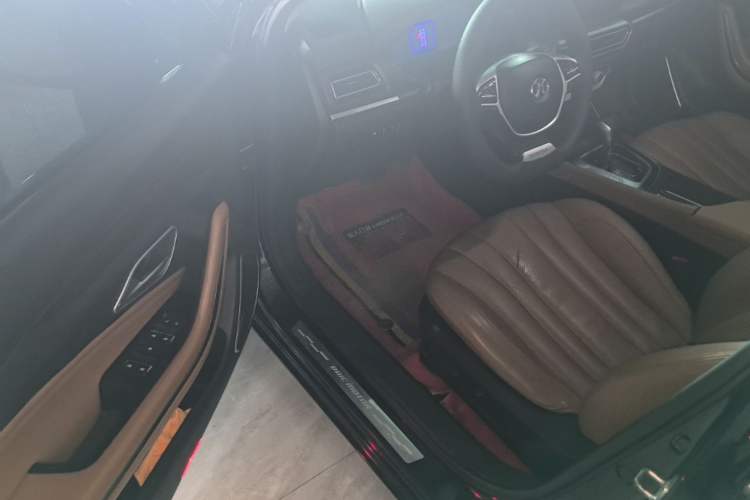 Used BAIC Beijing U7 2019 1.5T CVT New Smart Version China V Driver Seat
