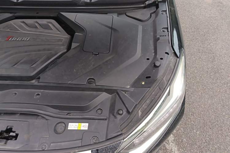 Used BAIC Beijing U7 2019 1.5T CVT New Smart Version China V Engine Bay Left