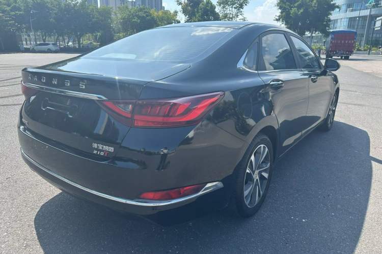 Used BAIC Beijing U7 2019 1.5T CVT New Smart Version China V Exterior 5