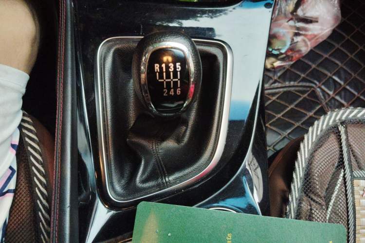 Used BAIC Beijing U7 2019 1.5T Manual Elite Version China VI Gear Lever