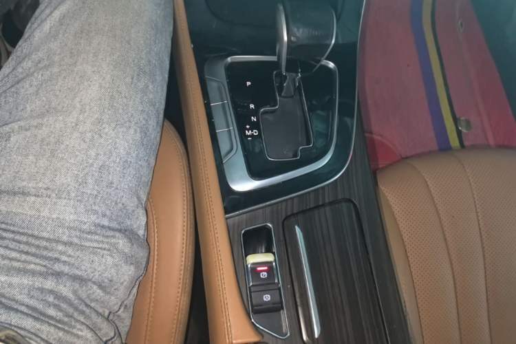Used BAIC Beijing U7 2019 1.5T CVT New Smart Version China V Gear Lever
