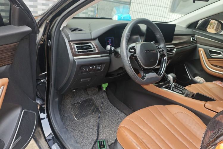 Used BAIC Beijing U7 2019 1.5T CVT New Smart Version China VI Emission Standard Interior 3