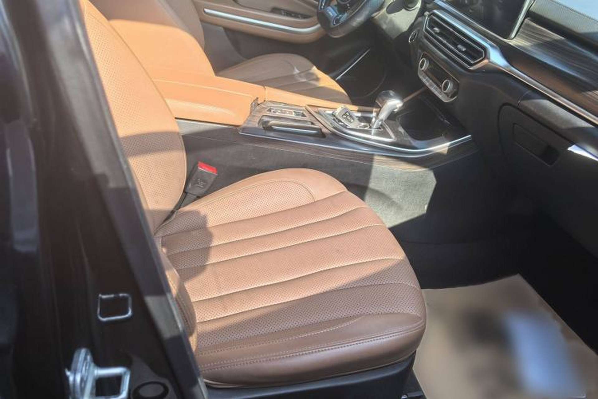Used BAIC Beijing U7 2019 1.5T CVT New Smart Version China V Interior 8