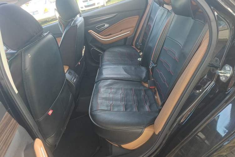Used BAIC Beijing U7 2019 1.5T CVT New Smart Version China VI Emission Standard Left Rear Seat
