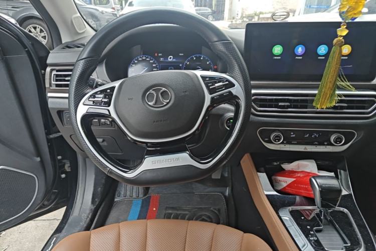 Used BAIC Beijing U7 2019 1.5T CVT New Smart Version China V Steering Wheel