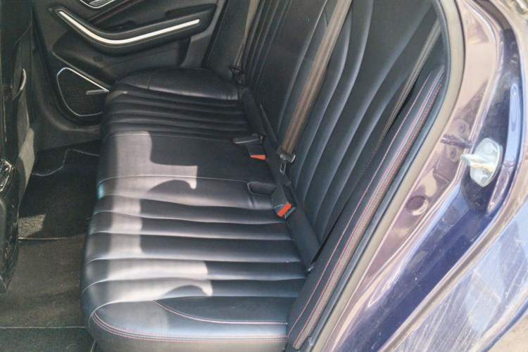 Used BAIC Beijing U7 2019 1.5T Manual Elite Version China V Emission Standard Left Rear Seat