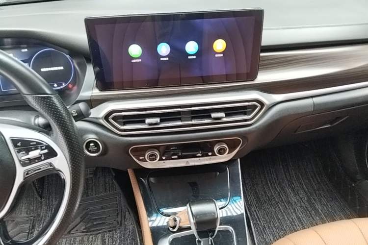 Used BAIC Beijing U7 2019 1.5T CVT New Smart Version China V Audio And AC Panel