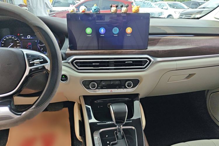 Used BAIC Beijing U7 2019 1.5T CVT New Smart Version China V Audio And AC Panel