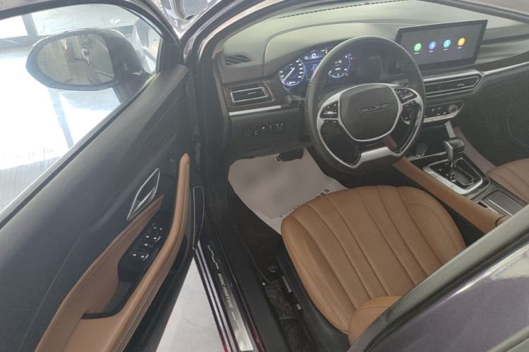 Used BAIC Beijing U7 2019 1.5T CVT New Smart Version China VI Emission Standard Driver Seat