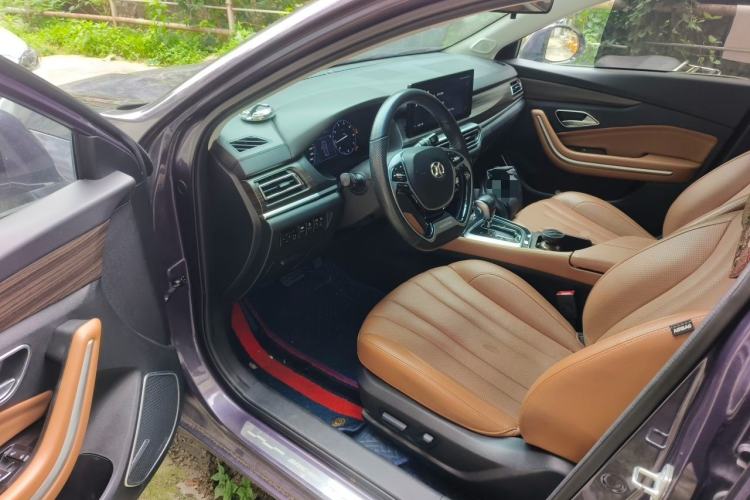 Used BAIC Beijing U7 2019 1.5T CVT New Smart Version China VI Emission Standard Driver Seat