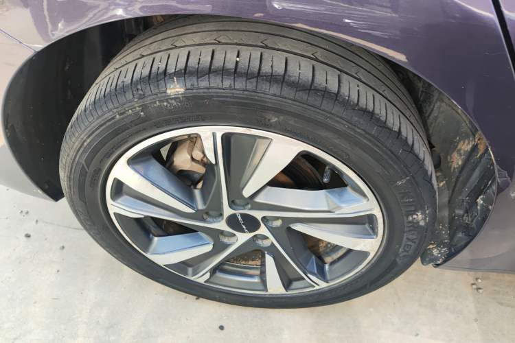 Used BAIC Beijing U7 2019 1.5T CVT Elite Version China VI Exterior 3