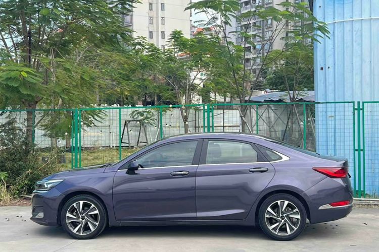 Used BAIC Beijing U7 2019 1.5T CVT Elite Version China VI Exterior 8