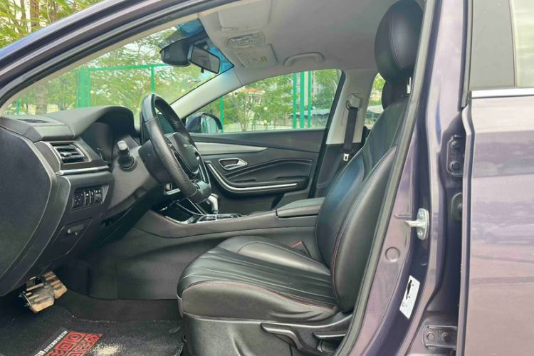 Used BAIC Beijing U7 2019 1.5T CVT Elite Version China VI Interior 2
