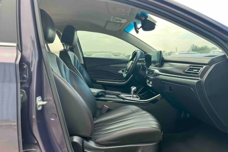 Used BAIC Beijing U7 2019 1.5T CVT Elite Version China VI Interior 3