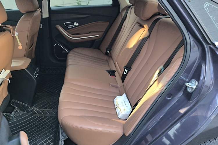 Used BAIC Beijing U7 2019 1.5T CVT New Smart Version China VI Emission Standard Left Rear Seat