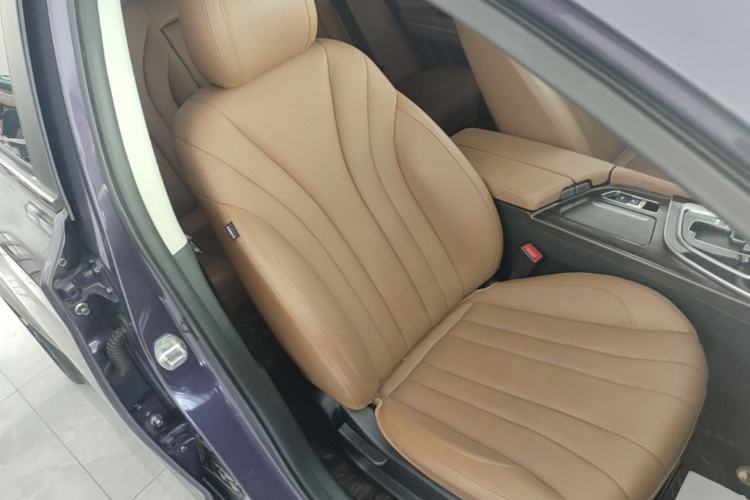 Used BAIC Beijing U7 2019 1.5T CVT New Smart Version China VI Emission Standard Right Front Seat