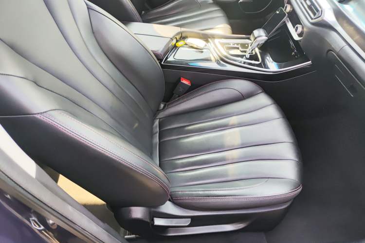 Used BAIC Beijing U7 2019 1.5T CVT Elite Version China VI Right Front Seat
