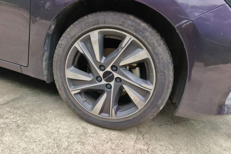 Used BAIC Beijing U7 2019 1.5T CVT New Smart Version China VI Emission Standard Right Front Wheel Hub