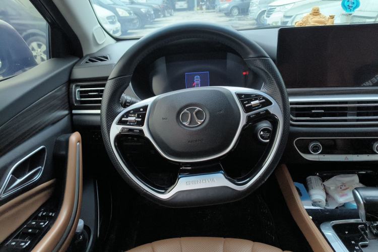 Used BAIC Beijing U7 2019 1.5T CVT New Smart Version China V Steering Wheel