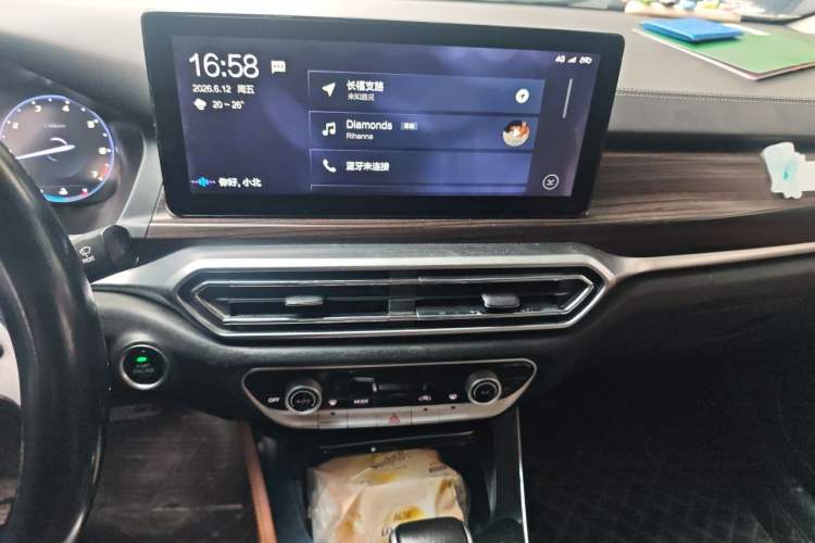 Used BAIC Beijing U7 2019 1.5T CVT New Smart Version China VI Emission Standard Audio And AC Panel