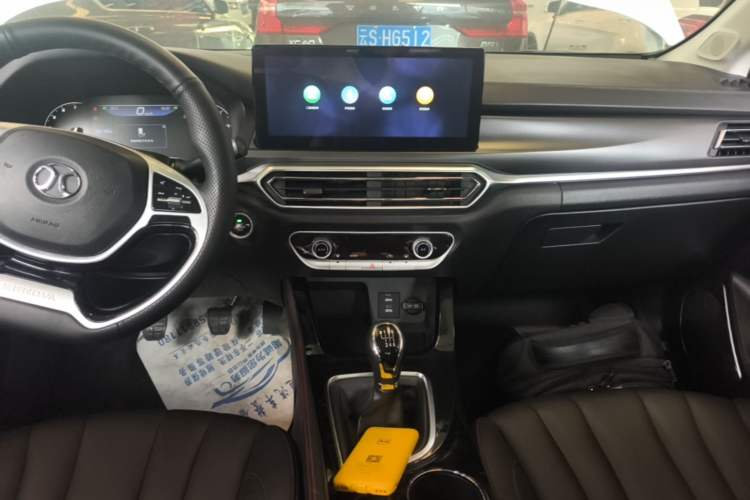 Used BAIC Beijing U7 2019 1.5T Manual Elite Version China VI Audio And AC Panel