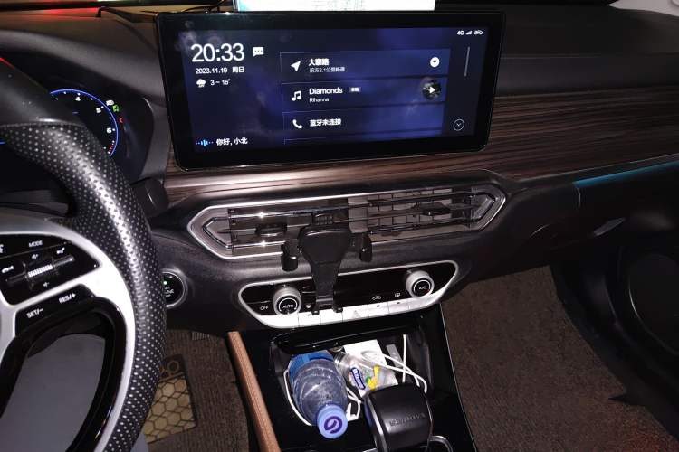 Used BAIC Beijing U7 2019 1.5T CVT New Smart Version China V Audio And AC Panel