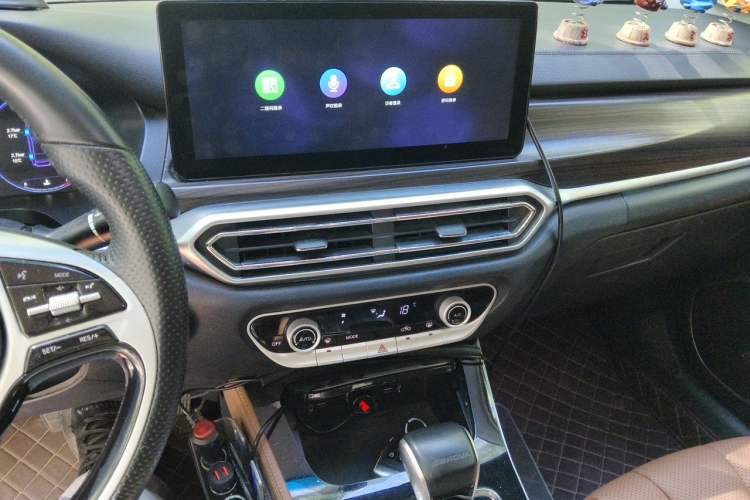 Used BAIC Beijing U7 2019 1.5T CVT New Smart Version China V Audio And AC Panel