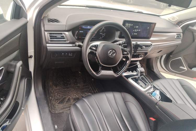 Used BAIC Beijing U7 2019 1.5T CVT Elite Edition China V Center Console